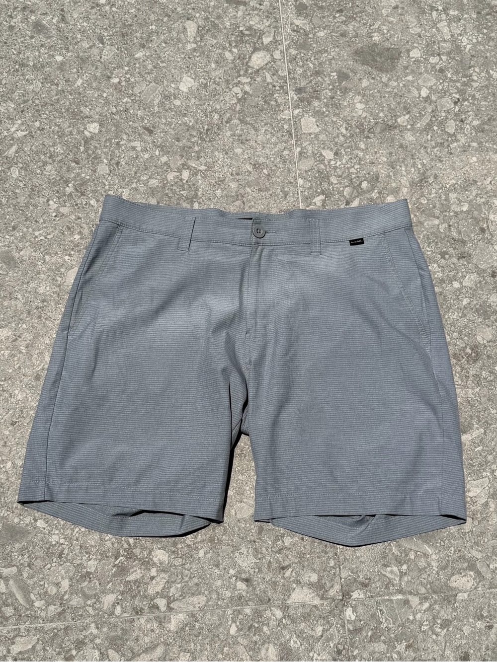 Travis Mathew | Gray White Stripe Golf Performance Shorts Sz 34 Excellent Cond.